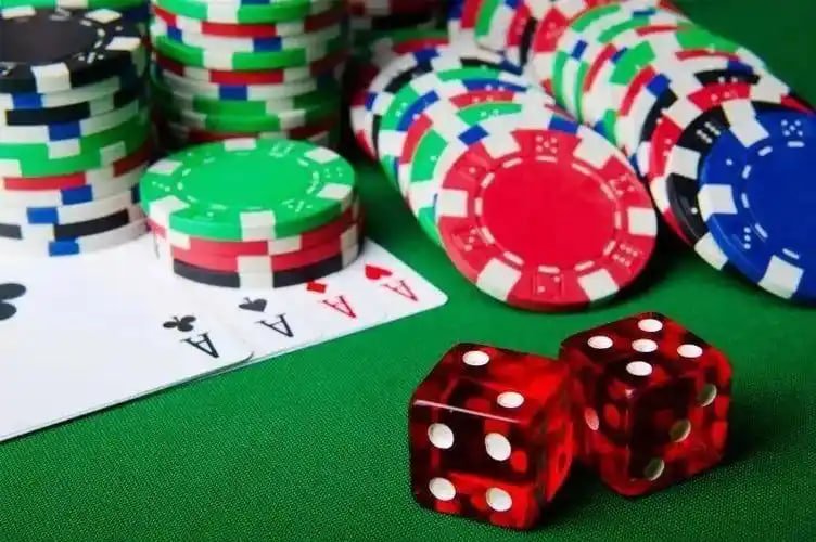Giao diện đa dạng chủ đề game hũ trên điện thoại chance